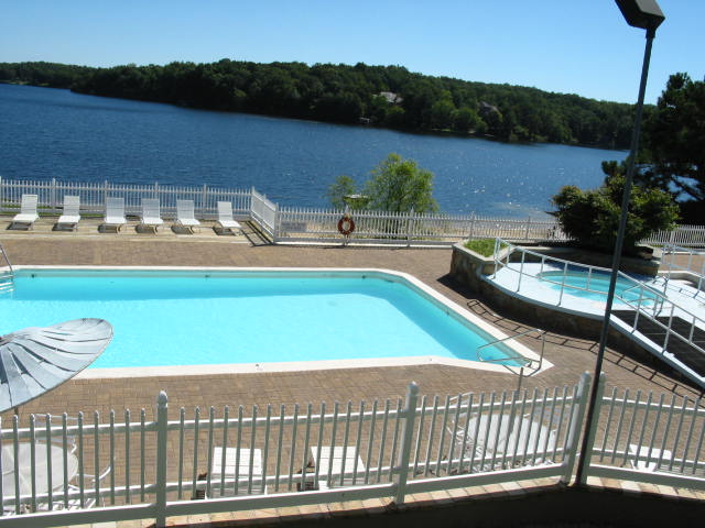 Loading Resort Image...